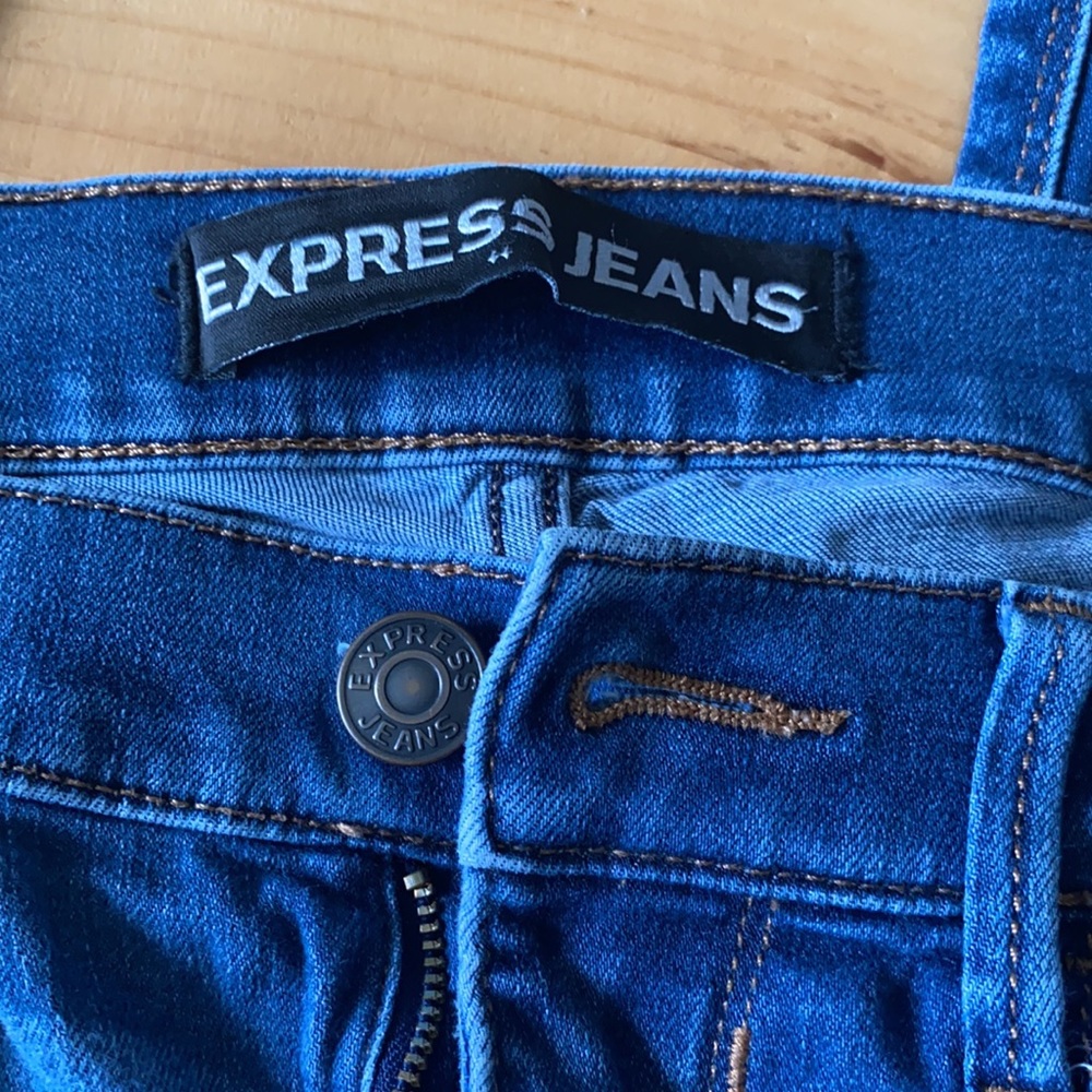 Express Jeans - Picture 3 of 4